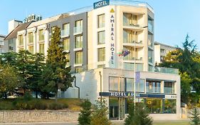 Amiral Hotel